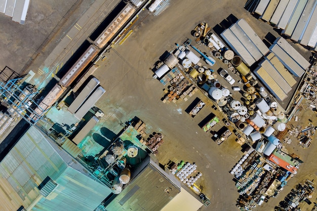 Vue panoramique aérienne sur la production d'une usine chimique de la zone industrielle