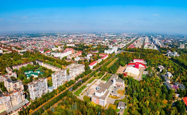 Photo vue panoramique aérienne de la ville de nalchik russie