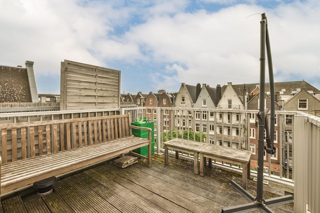 Vue panoramique des bâtiments depuis le balcon