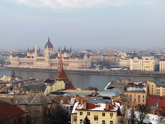 Vue panoramique de Budapest, capitale hongroise. Parlement hongrois, Danube. Paysage urbain de Budapest