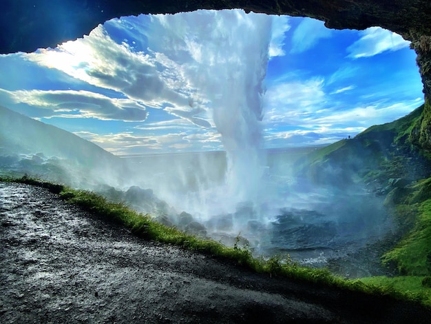 Photo vue panoramique de la cascade contre le ciel