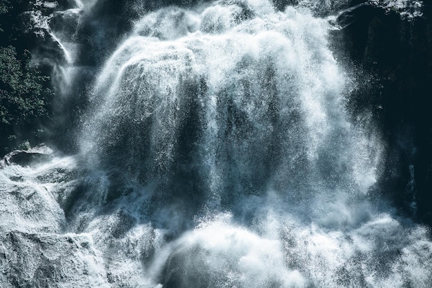 Vue panoramique de la cascade