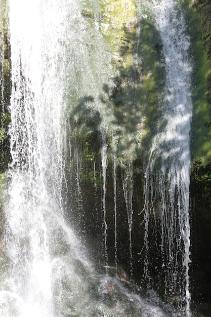 Photo vue panoramique de la cascade