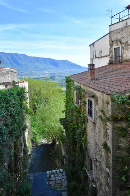 Vue panoramique de di Guardia Sanframondi dans la province de Bénévent Italie
