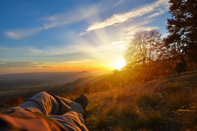 Photo vue panoramique du champ contre le ciel au coucher du soleil