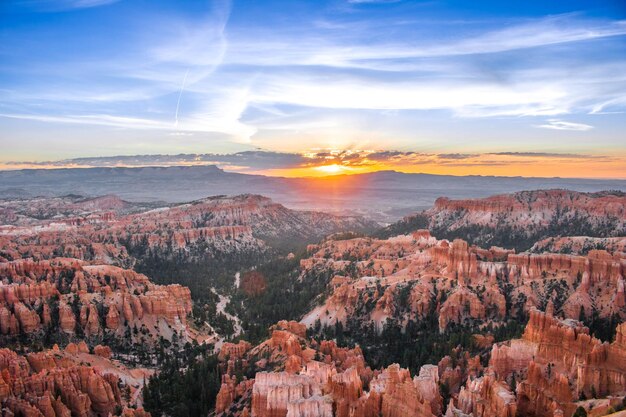 Photo vue panoramique du paysage contre le ciel au coucher du soleil