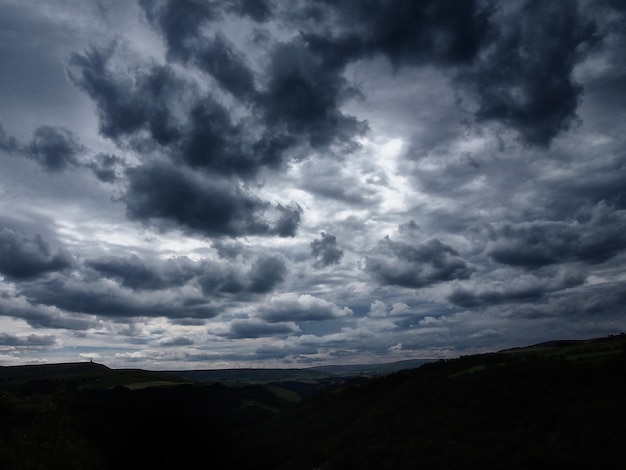 Photo vue panoramique du paysage contre un ciel nuageux