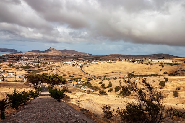 Vue panoramique du paysage contre le ciel