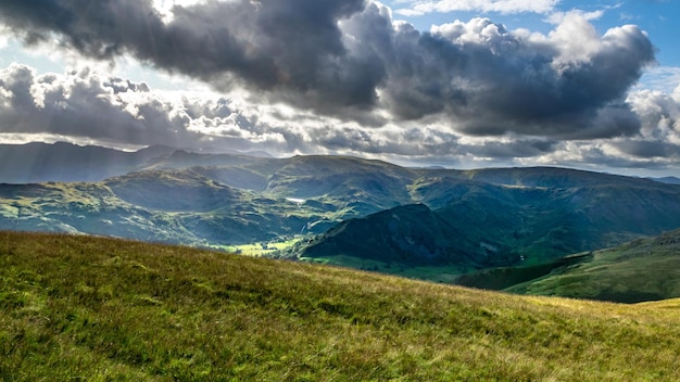 Vue panoramique du paysage contre le ciel