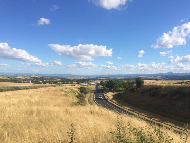 Vue panoramique du paysage contre le ciel