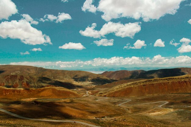 Vue panoramique du paysage contre le ciel