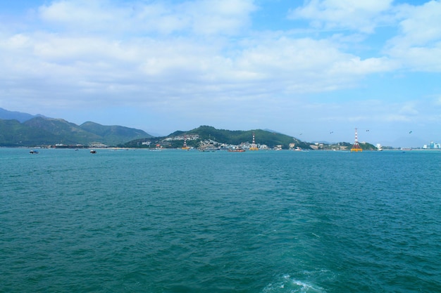 Vue panoramique sur les îles et les montagnes près de Nha Trang Vietnam