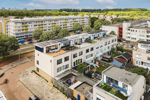 Vue panoramique des maisons en briques