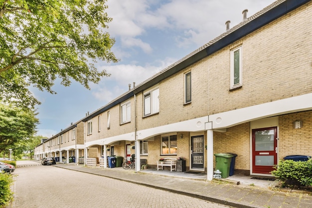 Vue panoramique des maisons en briques