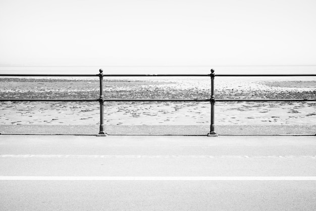 Photo vue panoramique de la mer sur un ciel dégagé