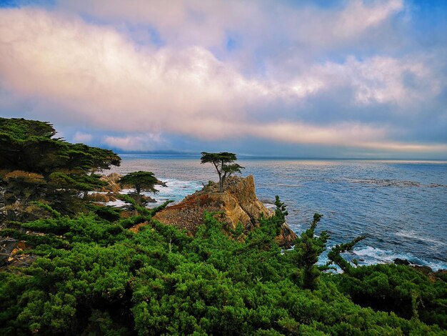 Vue panoramique de la mer contre le ciel