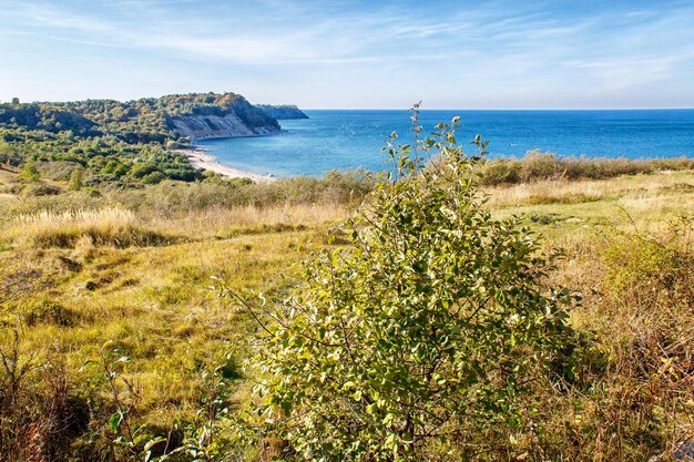 Vue panoramique de la mer contre le ciel