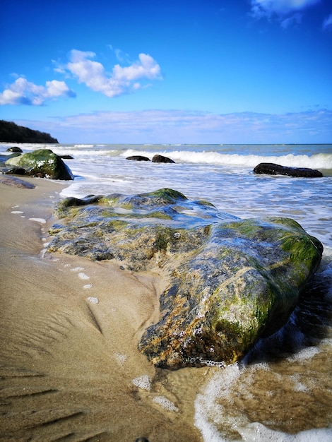 Vue panoramique de la mer contre le ciel