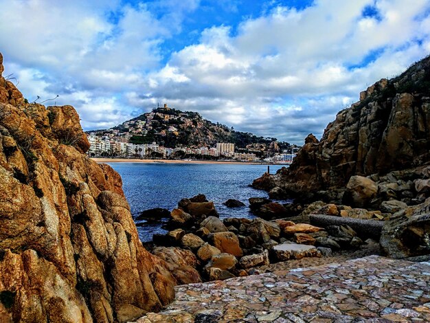 Vue panoramique de la mer contre le ciel