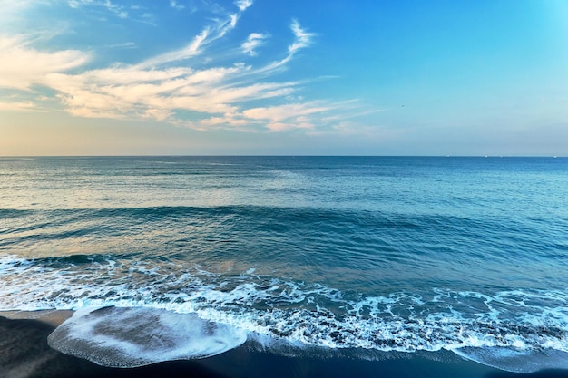 Photo vue panoramique de la mer contre le ciel.