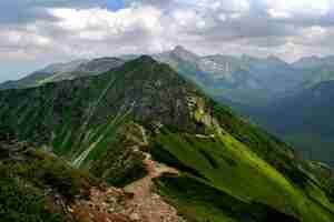 Photo vue panoramique des montagnes contre le ciel