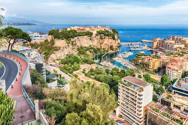 Vue panoramique sur Monte Carlo, La Condamine, la ville de Monaco et le port de Fontvieille, Principauté de Monaco, Côte d'Azur, Côte d'Azur