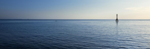 Vue panoramique sur le paysage marin dans une belle journée