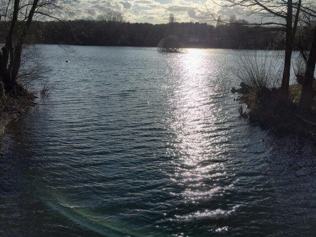 Vue panoramique de la rivière