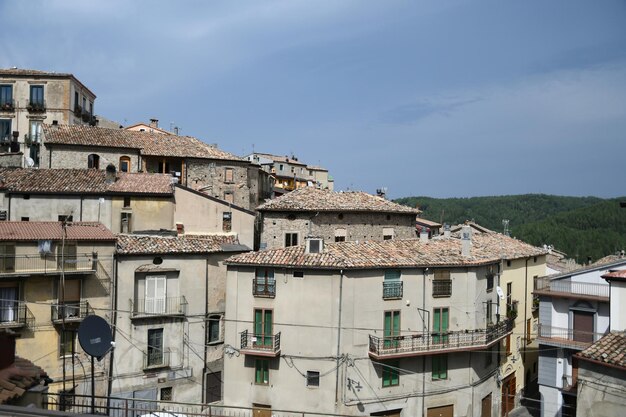 Photo vue panoramique de san giovanni in fiore, une ville médiévale de la province de cosenza