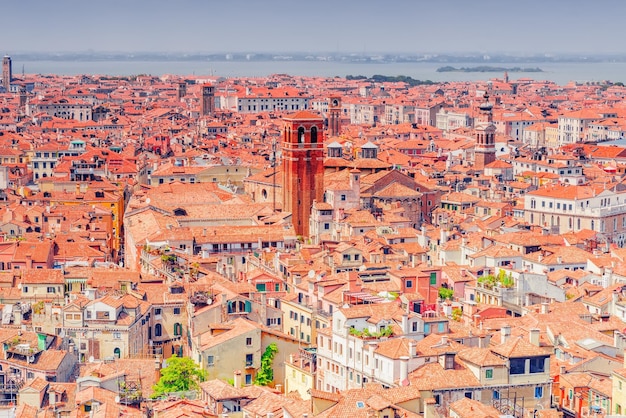 Vue panoramique sur Venise depuis la tour Campanile de la cathédrale Saint-Marc Campanile di San Marco Italie