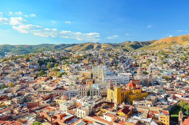 Photo vue panoramique de la ville de guanajuato, au mexique.