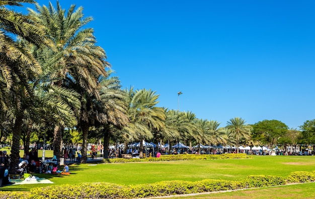 Vue sur le parc Zabeel à Dubaï, aux Émirats