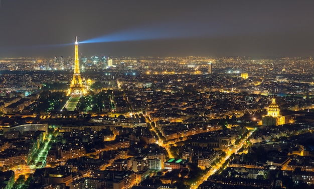 Vue de Paris avec la Tour Eiffel