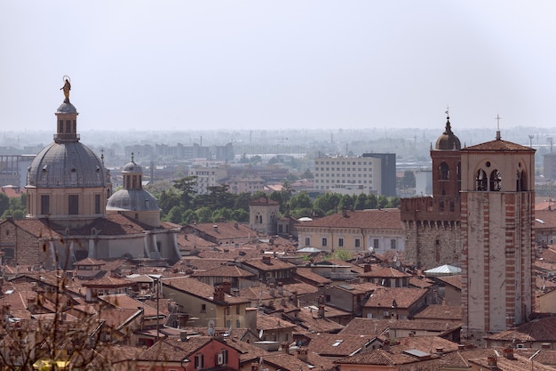 Vue De La Partie Ancienne Et Moderne De La Ville De Brescia Lombardie, Italie