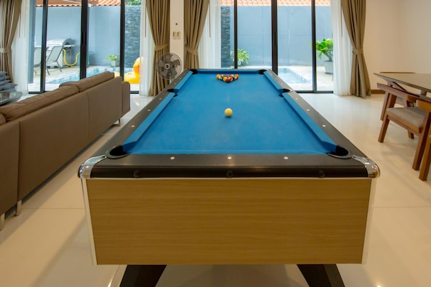 Vue en perspective d'une table de billard ou d'une table de billard