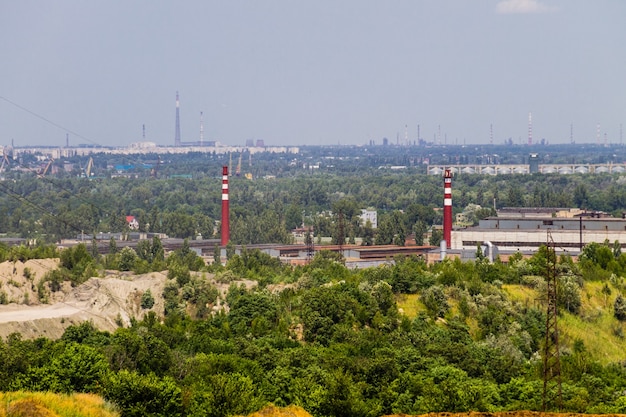 Vue sur le quartier industriel de la ville de Krementchoug, Ukraine