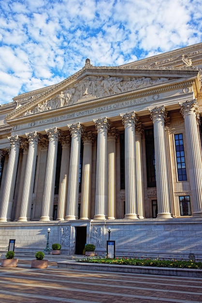 Vue rapprochée au National Archives Building à Washington DC, USA. Habituellement, on l'appelle Archives I. C'est le siège d'origine de la National Archives and Records Administration.