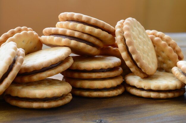 Vue rapprochée des biscuits sur la table