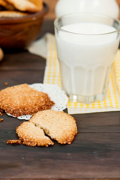 Vue rapprochée des biscuits sur la table