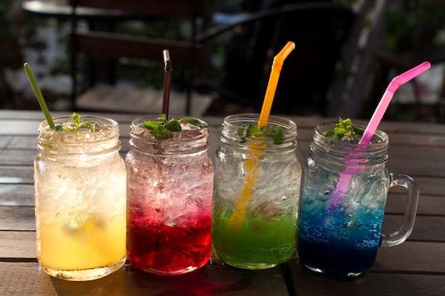 Vue rapprochée de la boisson servie sur la table