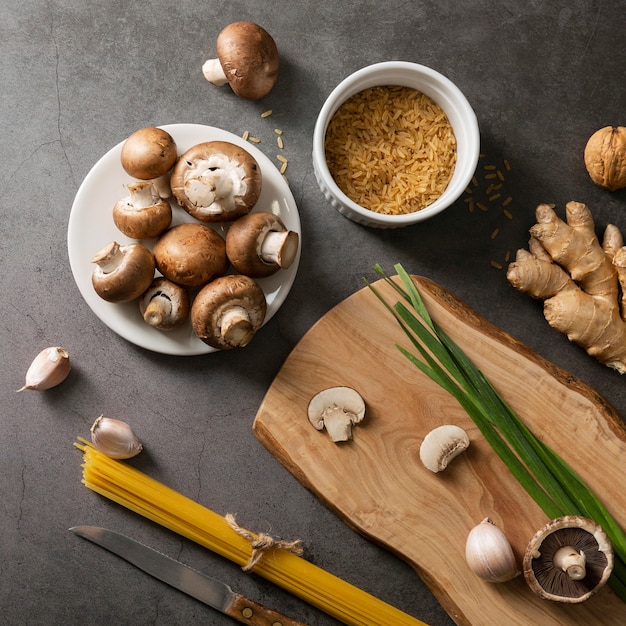 Vue rapprochée de champignons sur assiette