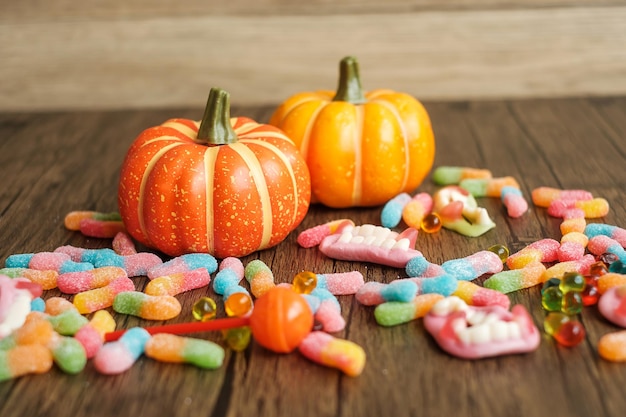 Vue rapprochée des citrouilles sur la table