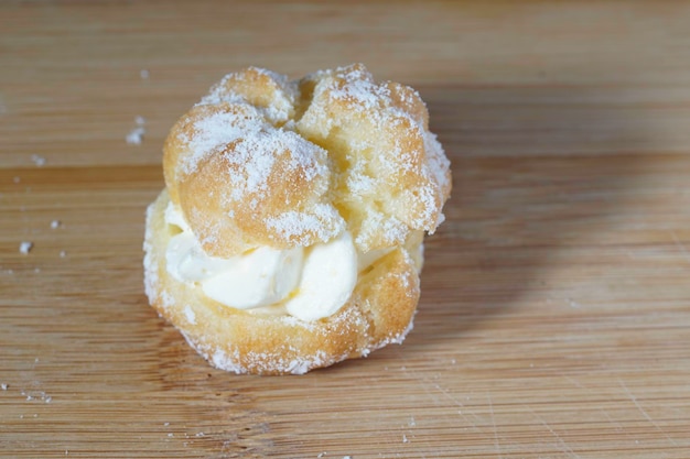 Vue rapprochée de la crème glacée sur la table