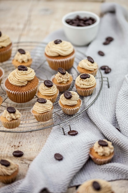 Vue rapprochée des cupcakes sur la table