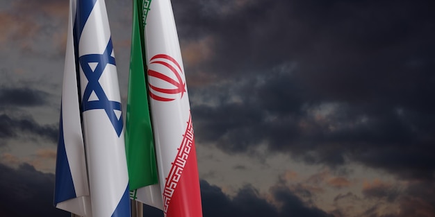 Vue rapprochée des drapeaux israéliens et iraniens sur un ciel de mauvaise humeur en 3D