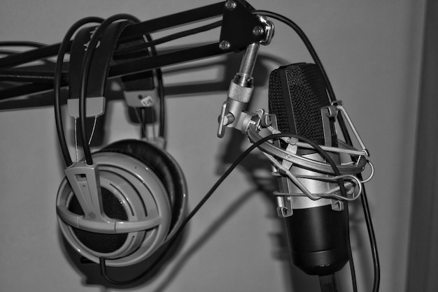 Vue rapprochée du casque et du microphone