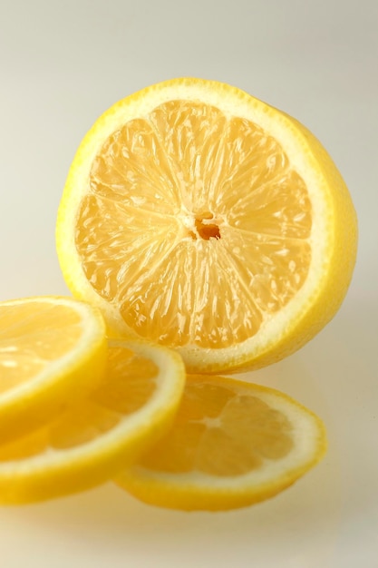 Vue rapprochée du citron tranché