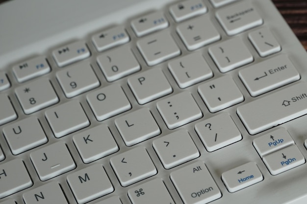 Vue rapprochée du clavier d'ordinateur