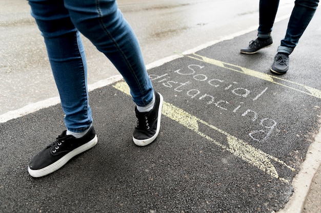 Photo vue rapprochée du concept de distanciation sociale