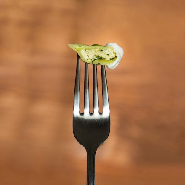 Vue rapprochée du pain sur la table